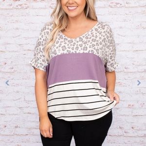 Chic soul color block top